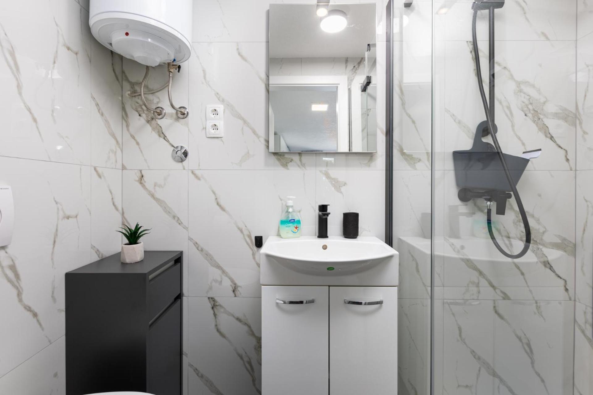Tiny House In Krk Center Apartment