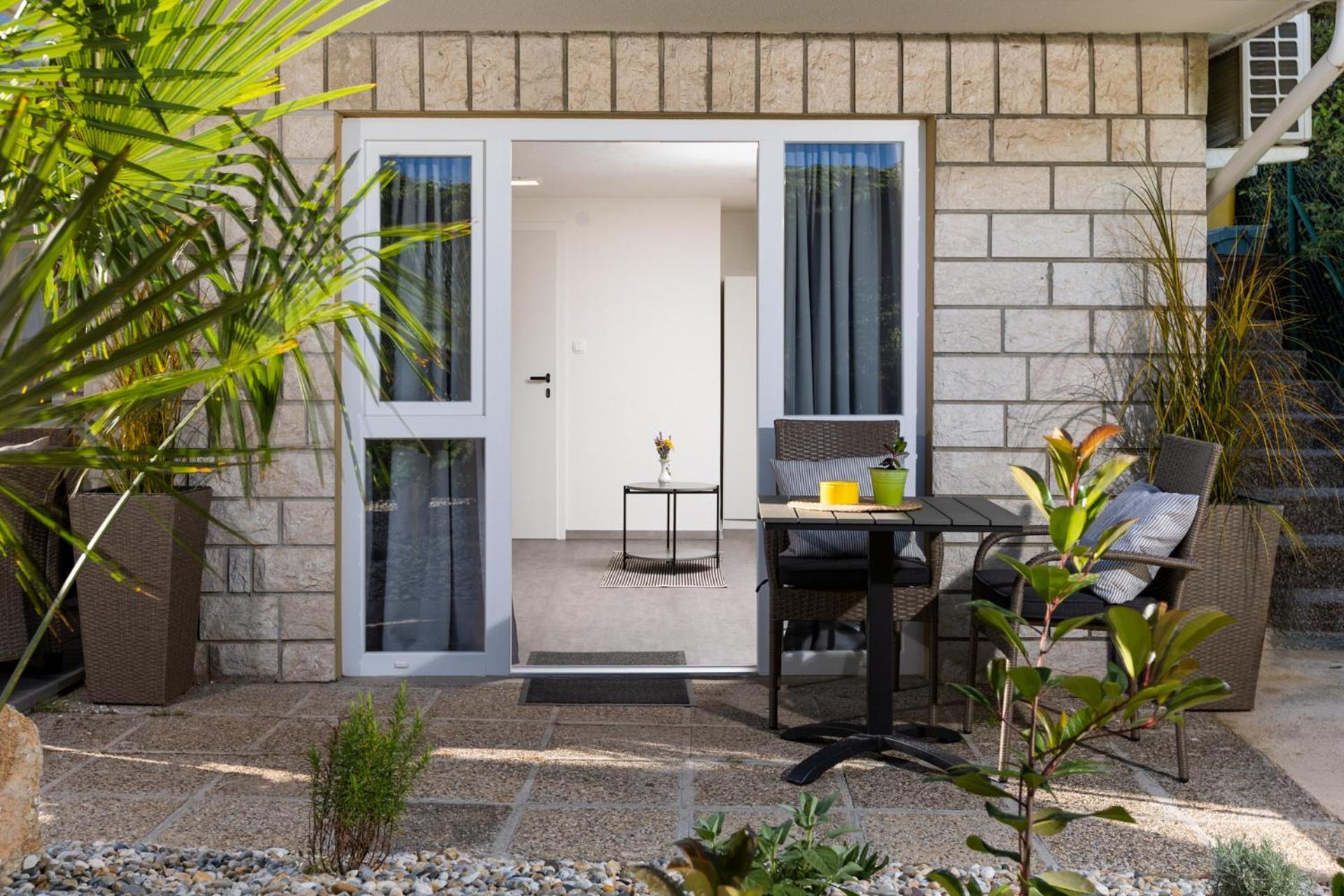 Tiny House In Krk Center Apartment *